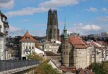 Fribourg duzimanîya beledîyeyan nîqaş dike