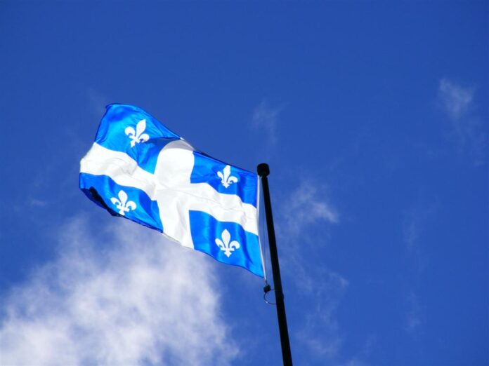Drapeau_du_Québec